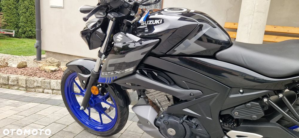 Suzuki GSX - 5
