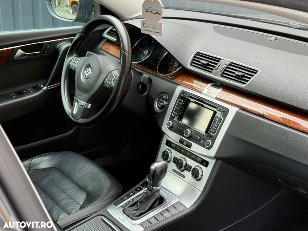 Volkswagen Passat 2.0 TDI 4Motion DSG BlueMotion Tech Highline - 16