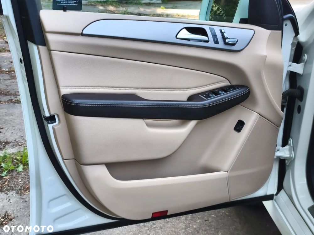 Mercedes-Benz GLE 250 d 4-Matic - 19