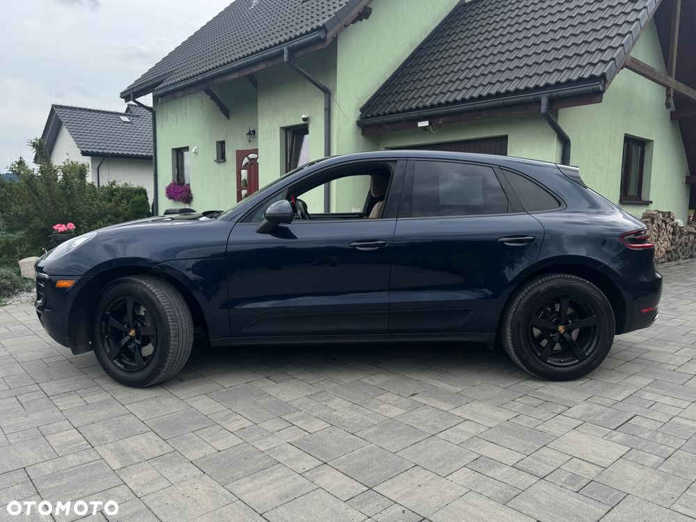 Porsche Macan Standard - 2