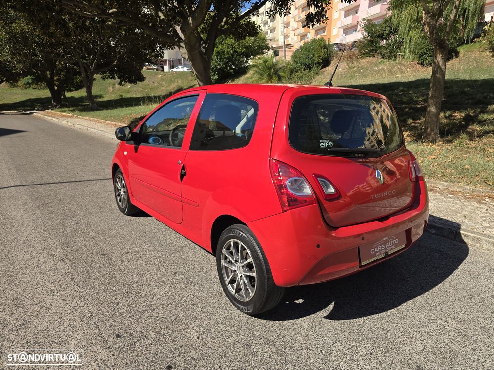 Renault Twingo 1.2 16V City - 12