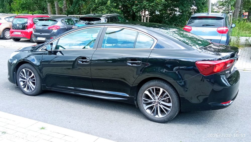 Toyota Avensis - 4