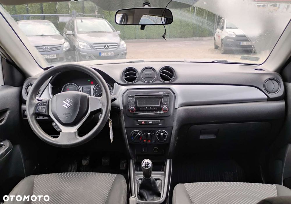 Suzuki Vitara - 7