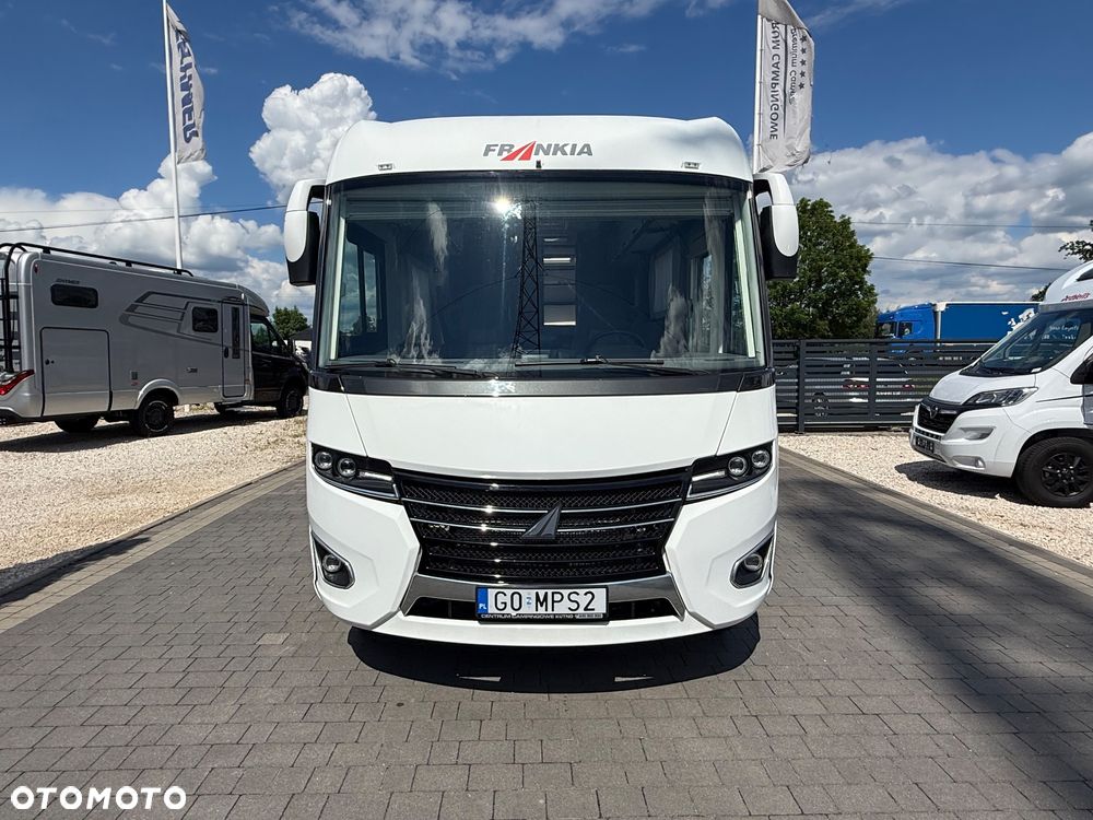 Frankia F-Line I 890 - 7