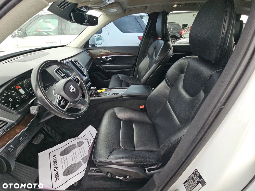 Volvo XC 90 T5 AWD Momentum - 8