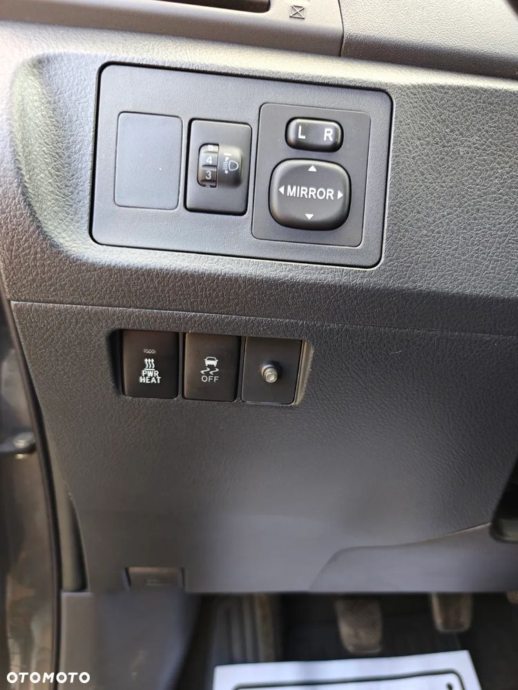 Toyota Verso 2.0 D-4D Sol 7os - 21
