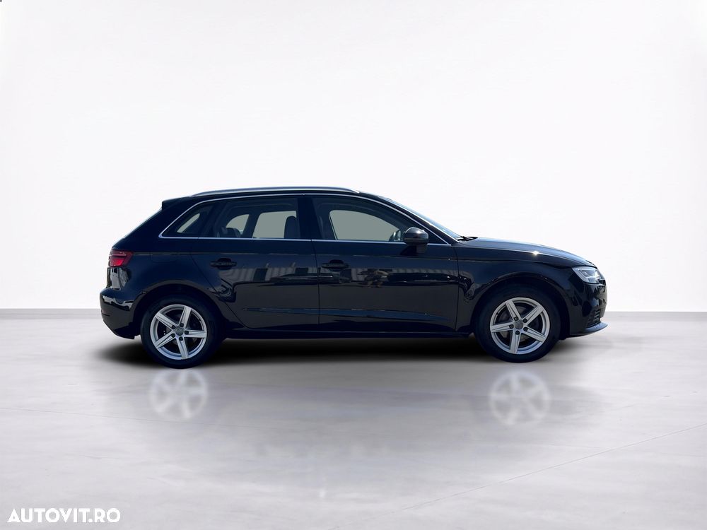 Audi A3 1.6 TDI S tronic design - 7