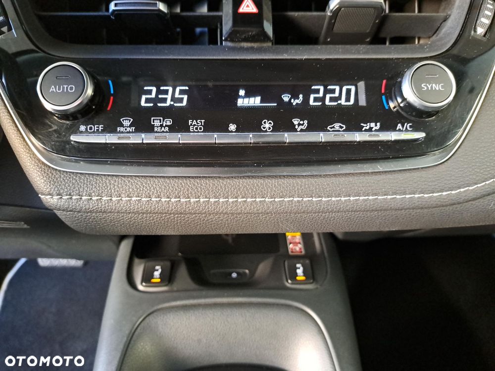 Toyota Corolla 1.8 Hybrid Comfort - 25