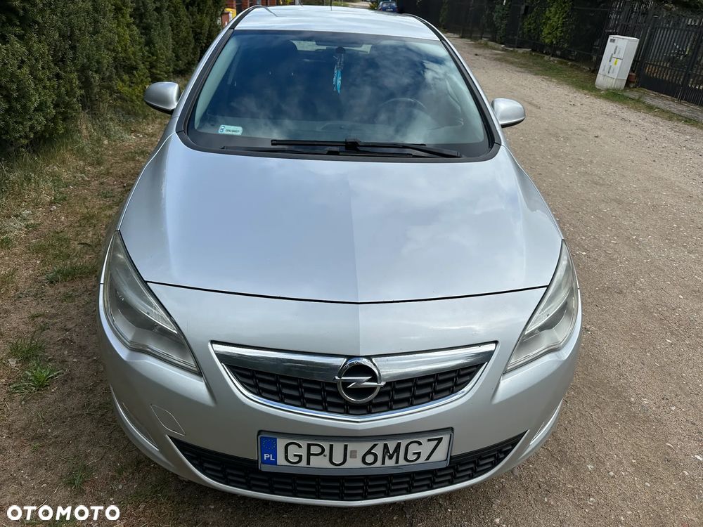 Opel Astra 1.7 CDTI Essentia - 10