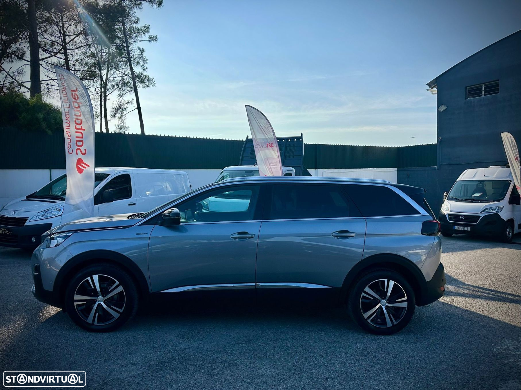 Peugeot 5008 1.5 BlueHDi Allure - 4