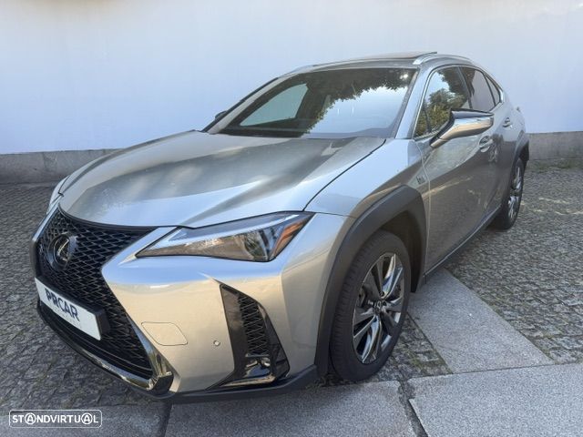 Lexus UX 250h - 15