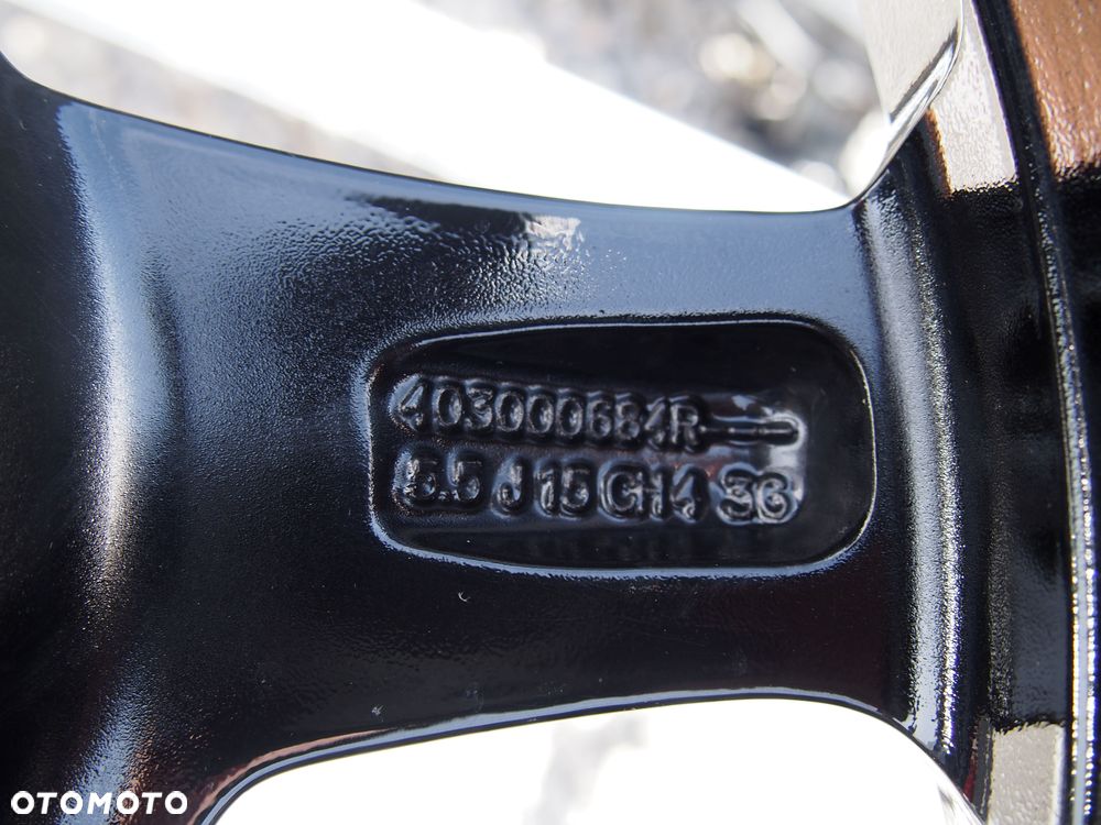 Renault Twingo 3 III Felga 5,5J 15 CA ET 36 - 3