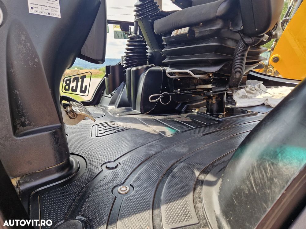 JCB 3cx - 5