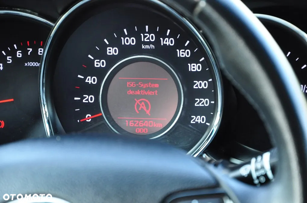 Kia Ceed - 36