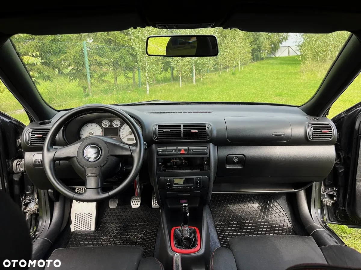 Seat Leon 1.8T Cupra R - 7