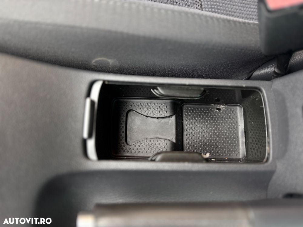 Volkswagen Golf 1.9 TDI Comfortline - 13