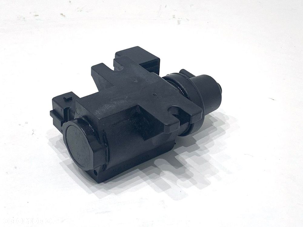 ZAWÓR PODCIŚNIENIA  BMW 5 Touring (E61) 2004 - 2010 525 d 130 kW [177 KM] olej napędowy 2004 - - 2