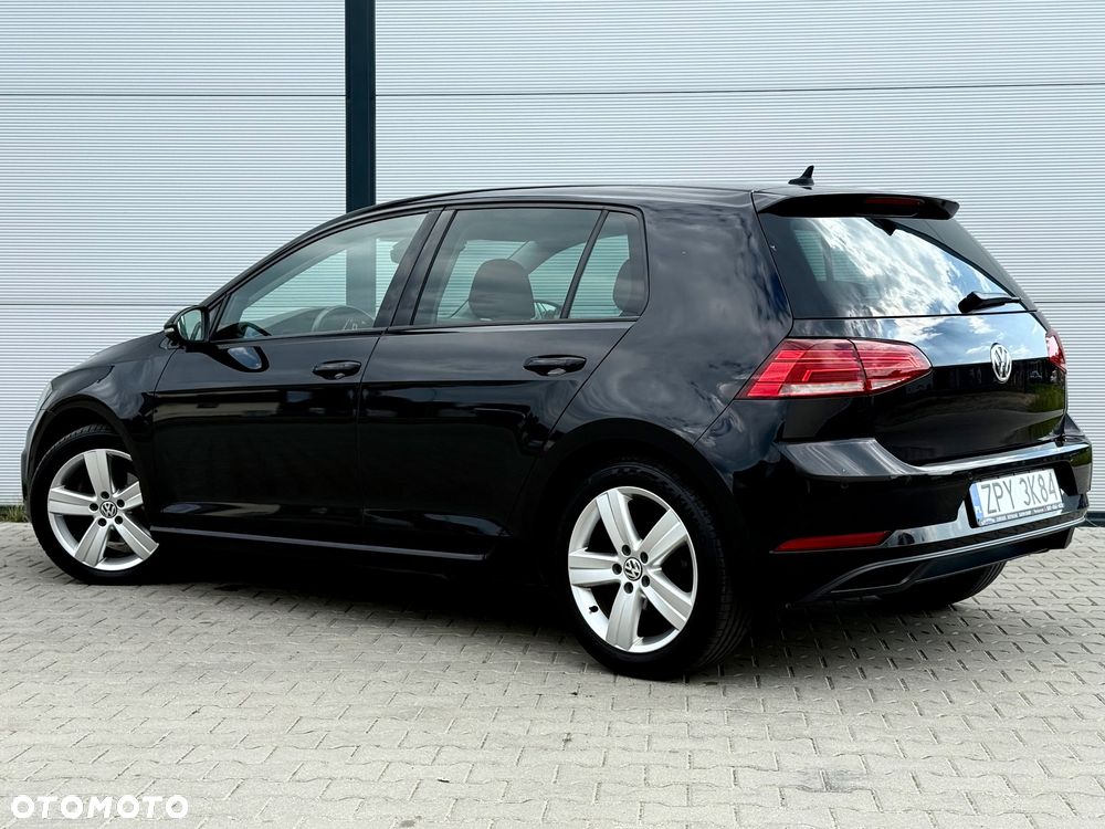Volkswagen Golf 1.6 TDI SCR Comfortline - 17