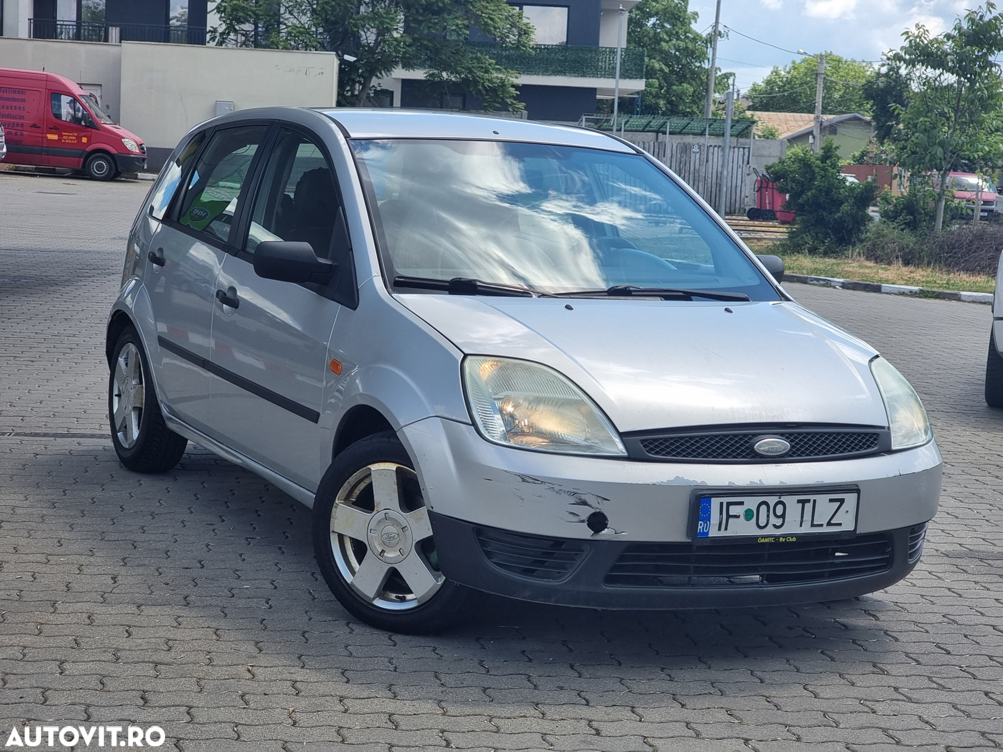 Ford Fiesta 1.3i - 2