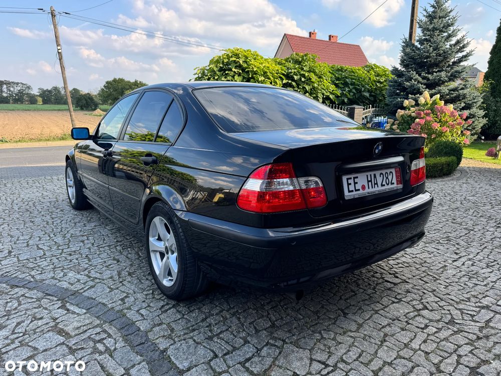 BMW Seria 3 318i Edition Exclusive - 7