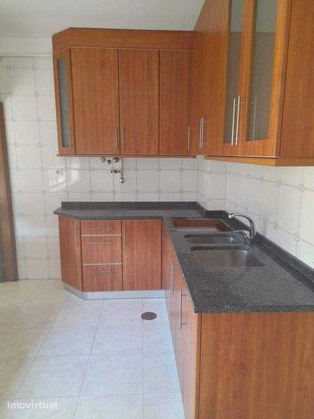 Apartamento T3 em Celeirós - Grande imagem: 2/7