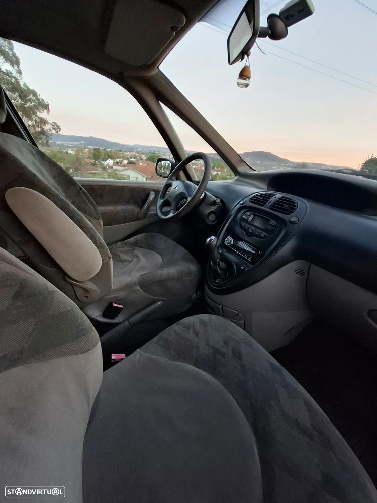 Citroën Xsara Picasso 2.0 HDi SX - 8