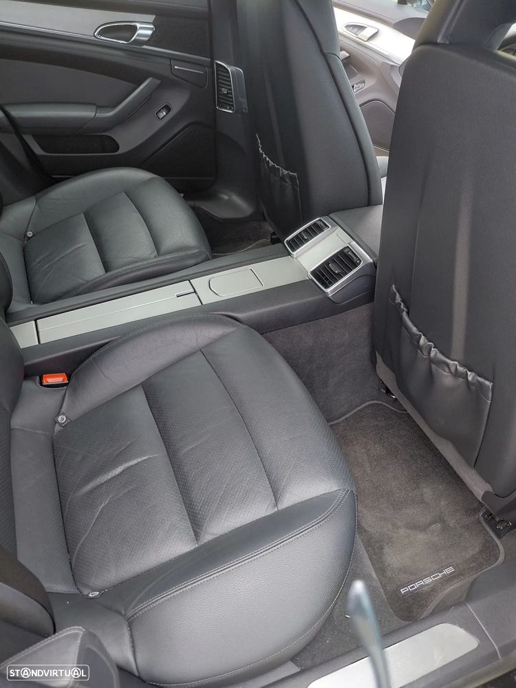 Porsche Panamera Platinum Edition - 14
