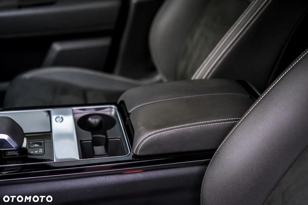 Land Rover Range Rover Velar D200 S - 9