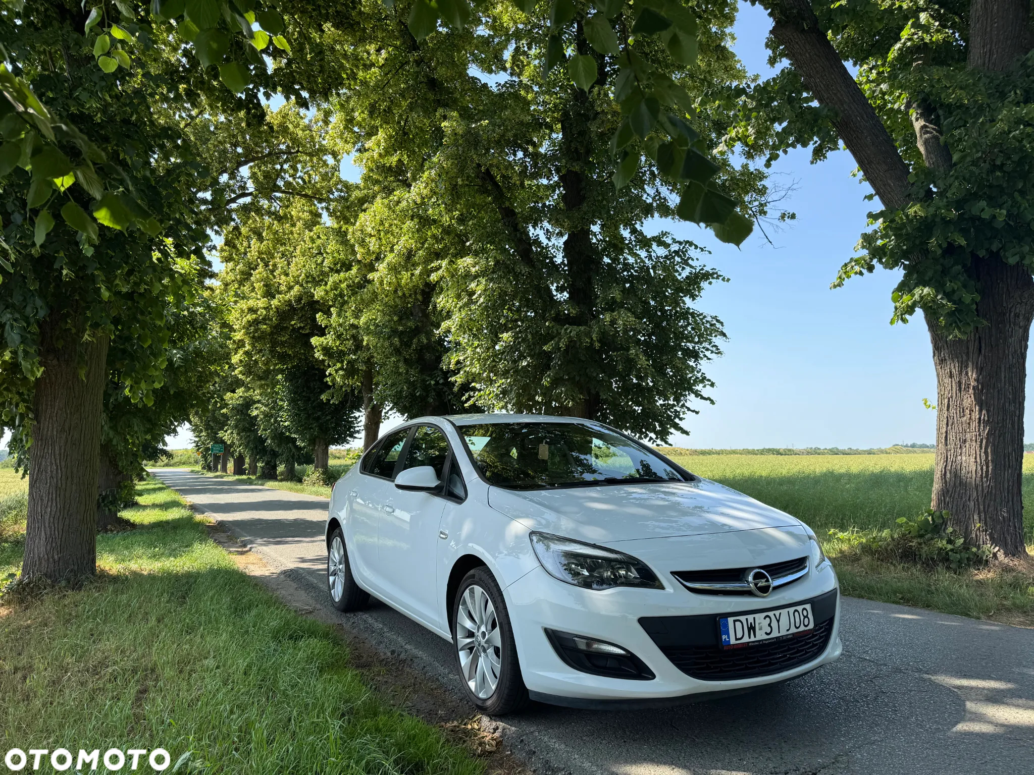 Opel Astra IV 1.4 T Active - 9