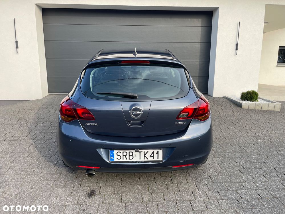 Opel Astra 1.4 Turbo Sport - 32