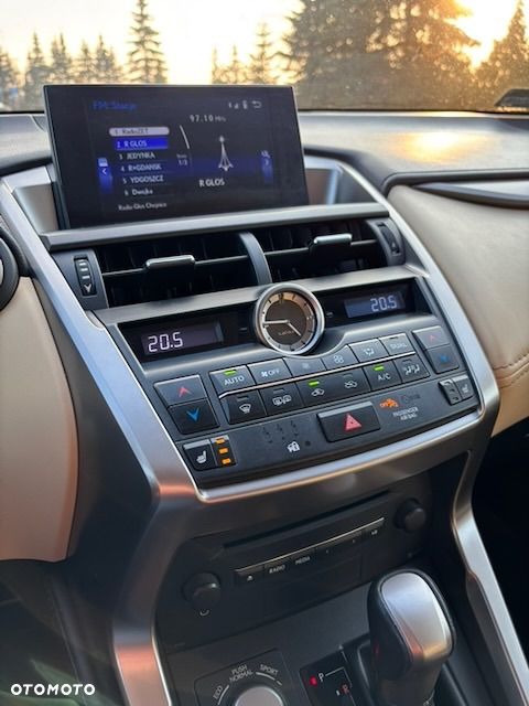 Lexus NX 200t Elegance AWD - 11