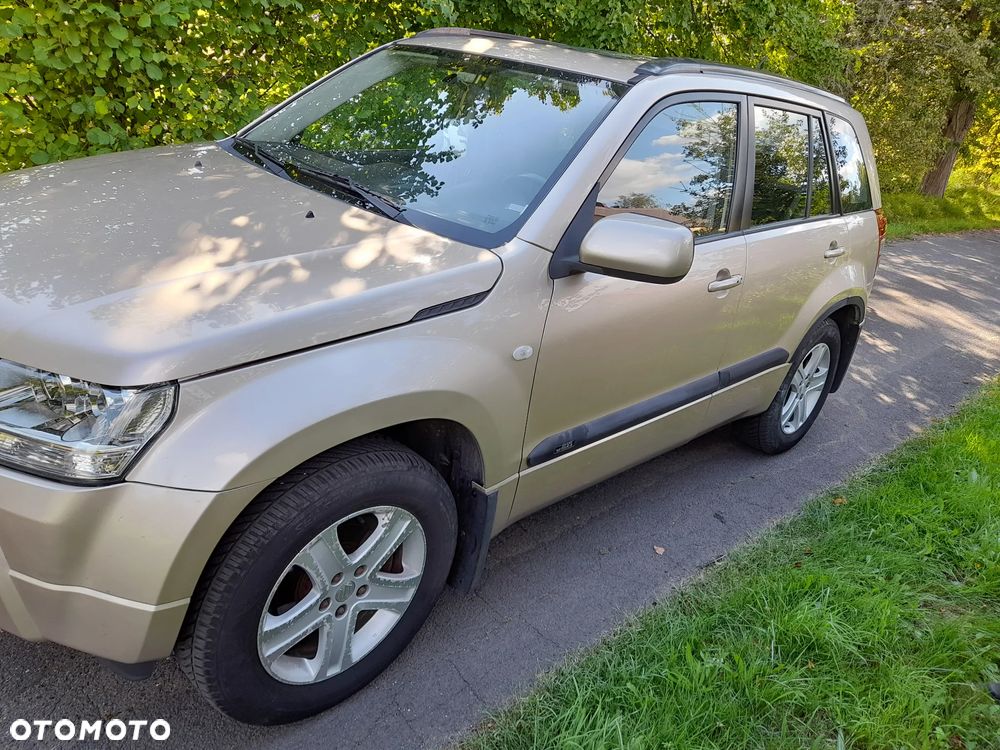 Suzuki Grand Vitara 2.0 - 2