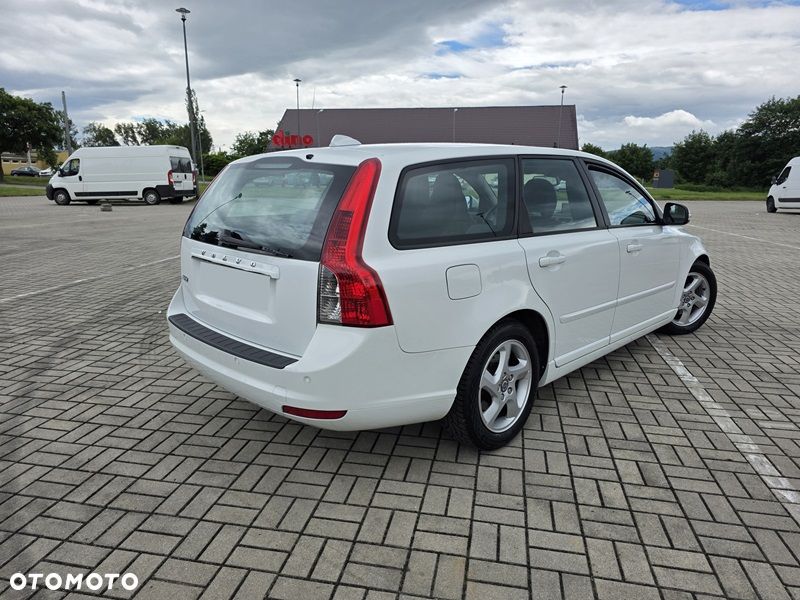 Volvo V50 DPF D2 Momentum - 3