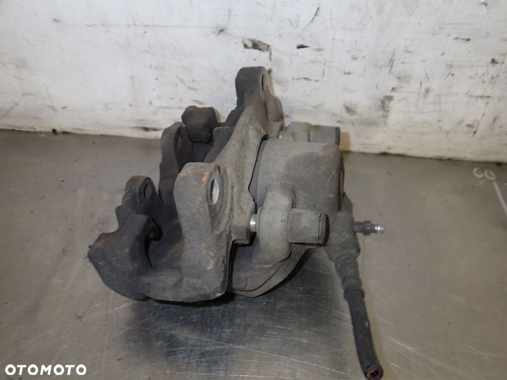ZACISK HAMULCA PRAWY PRZÓD FORD MONDEO MK4 2.0TDCI - 6