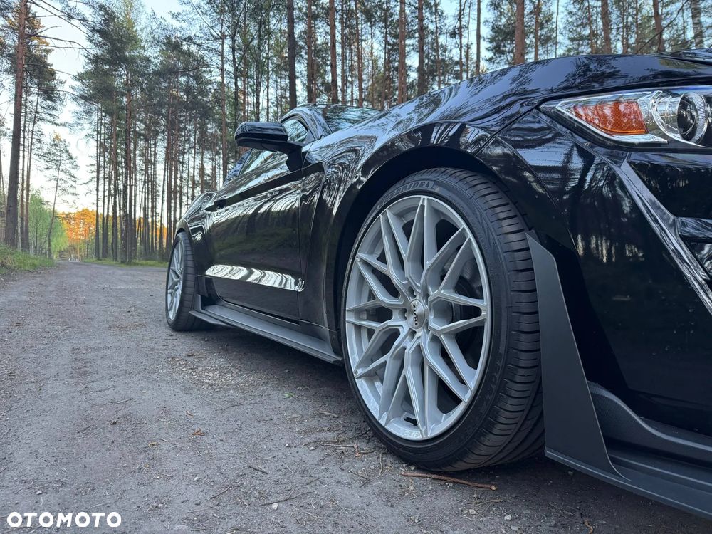Ford Mustang - 18