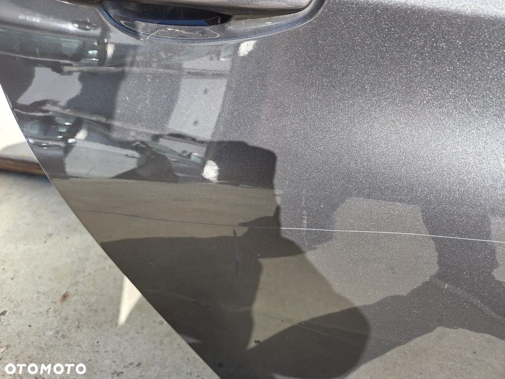 Drzwi prawe tylne tył Peugeot 308 T9 HB EVLC - 9
