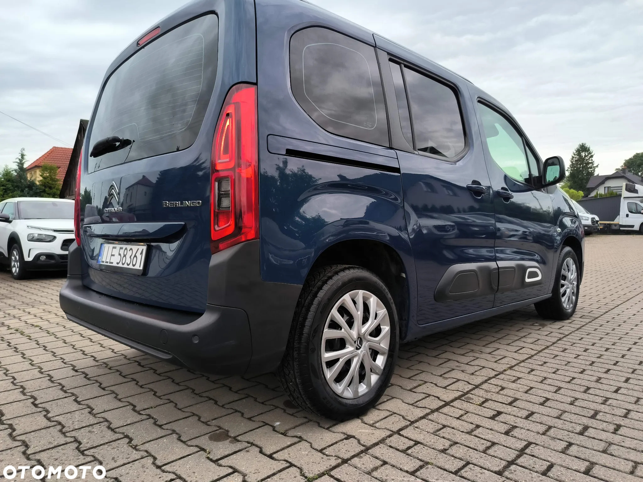 Citroën Berlingo Multispace PureTech 110 SELECTION - 10