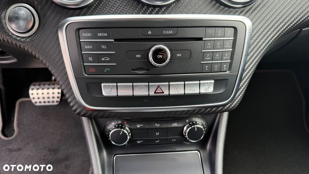 Mercedes-Benz Klasa A 220 4-Matic AMG Line - 12