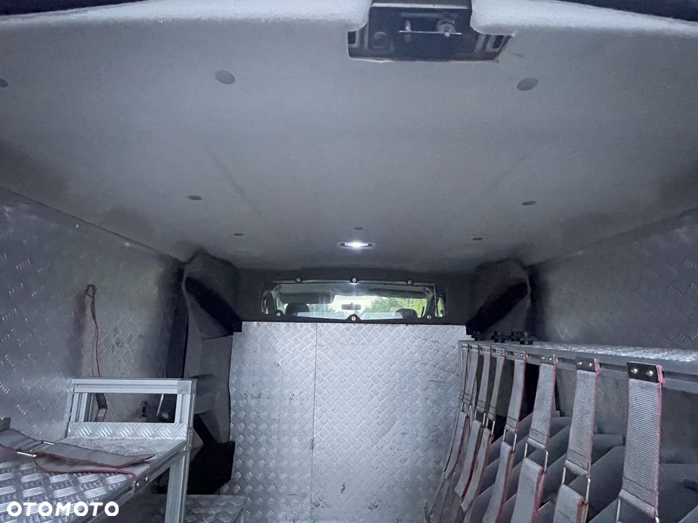 Renault Trafic - 27