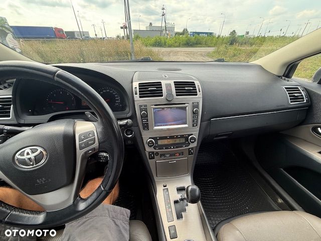 Toyota Avensis 2.2 D-4D Prestige NAVI - 9