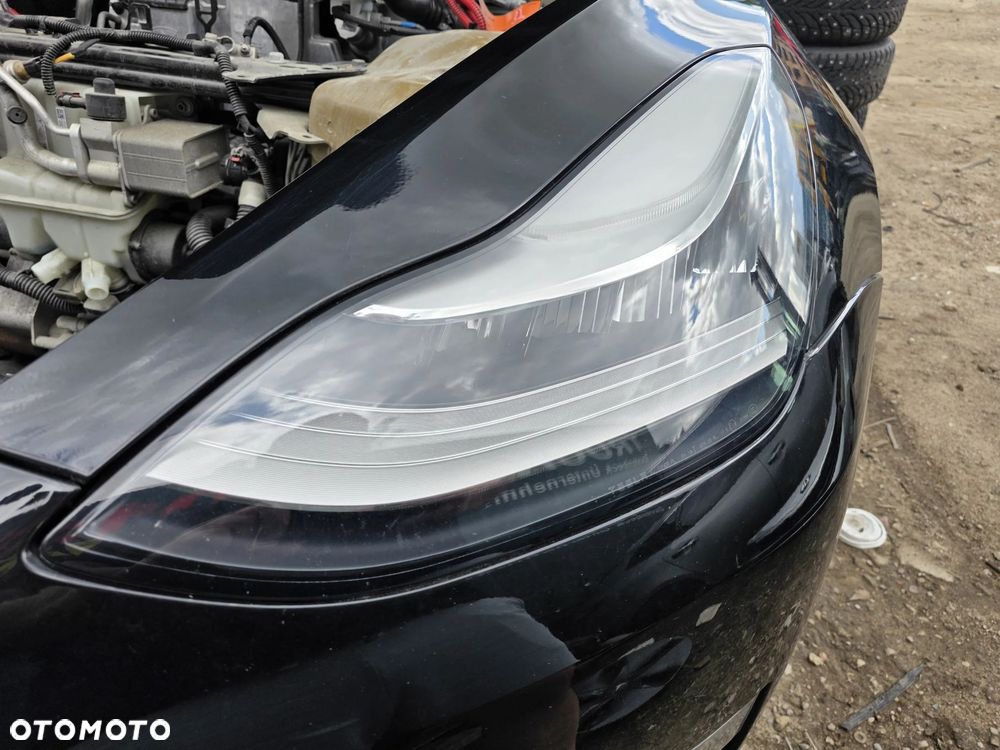 LAMPA LEWA PRZEDNIA PRZÓDFULL LED TESLA 3 107737500C - 1