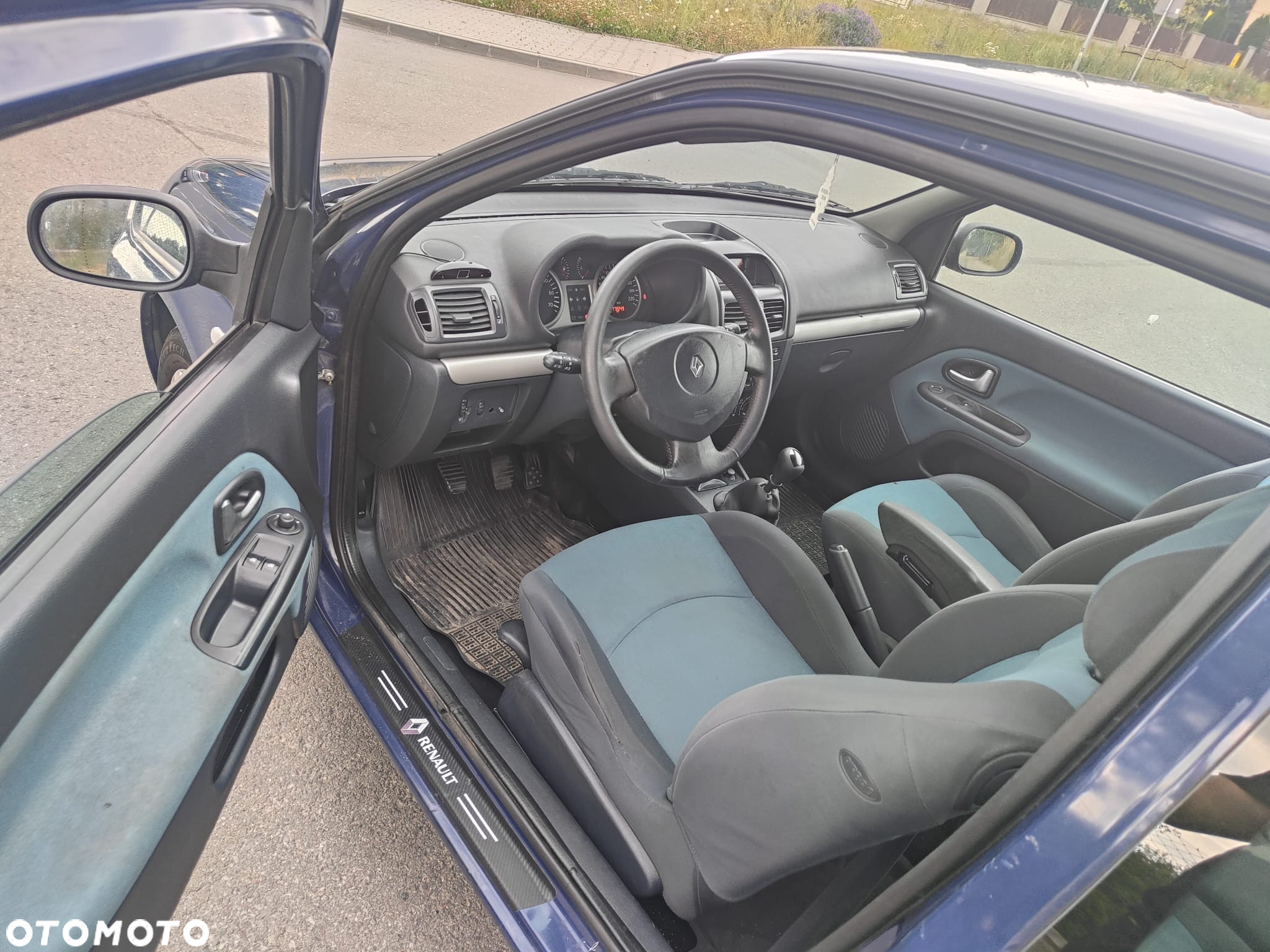 Renault Clio - 9