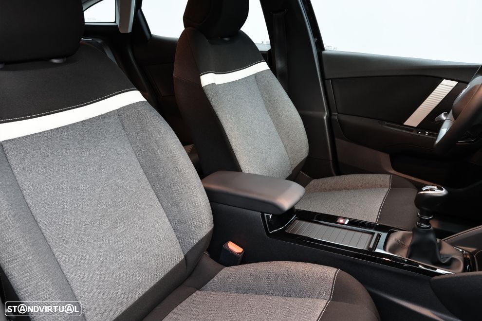 Citroën C4 1.2 PureTech Feel - 20