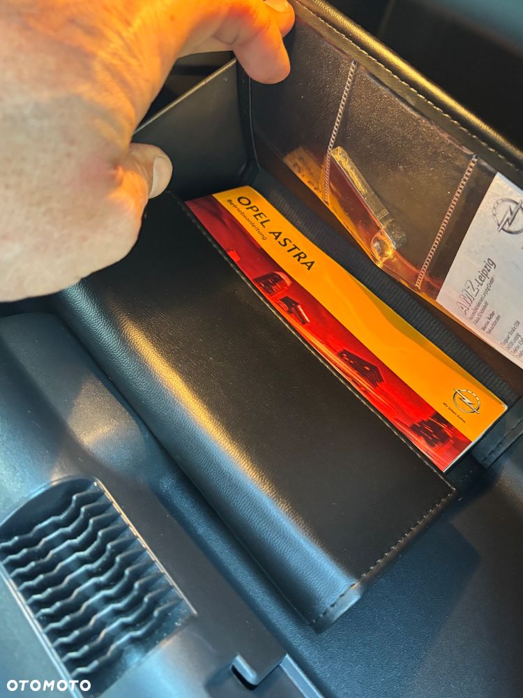 Opel Astra 1.4 Turbo - 29