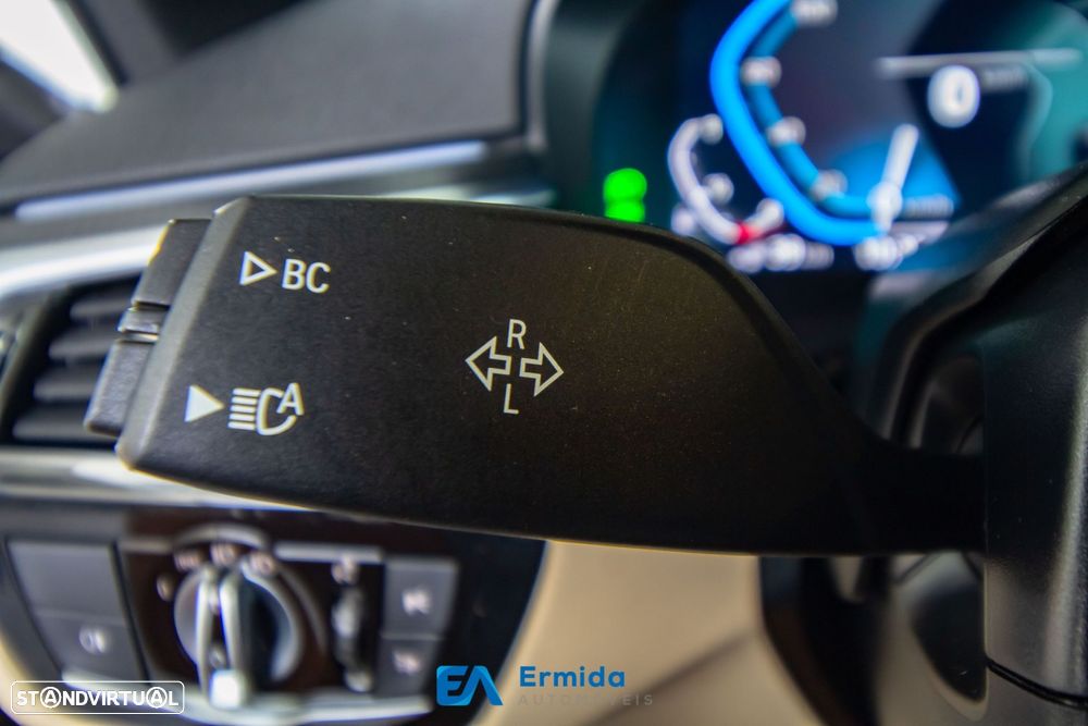 BMW 530 e Pack Desportivo M - 52