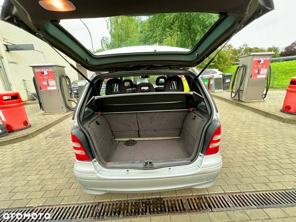 Mercedes-Benz Klasa A 160 Elegance - 22