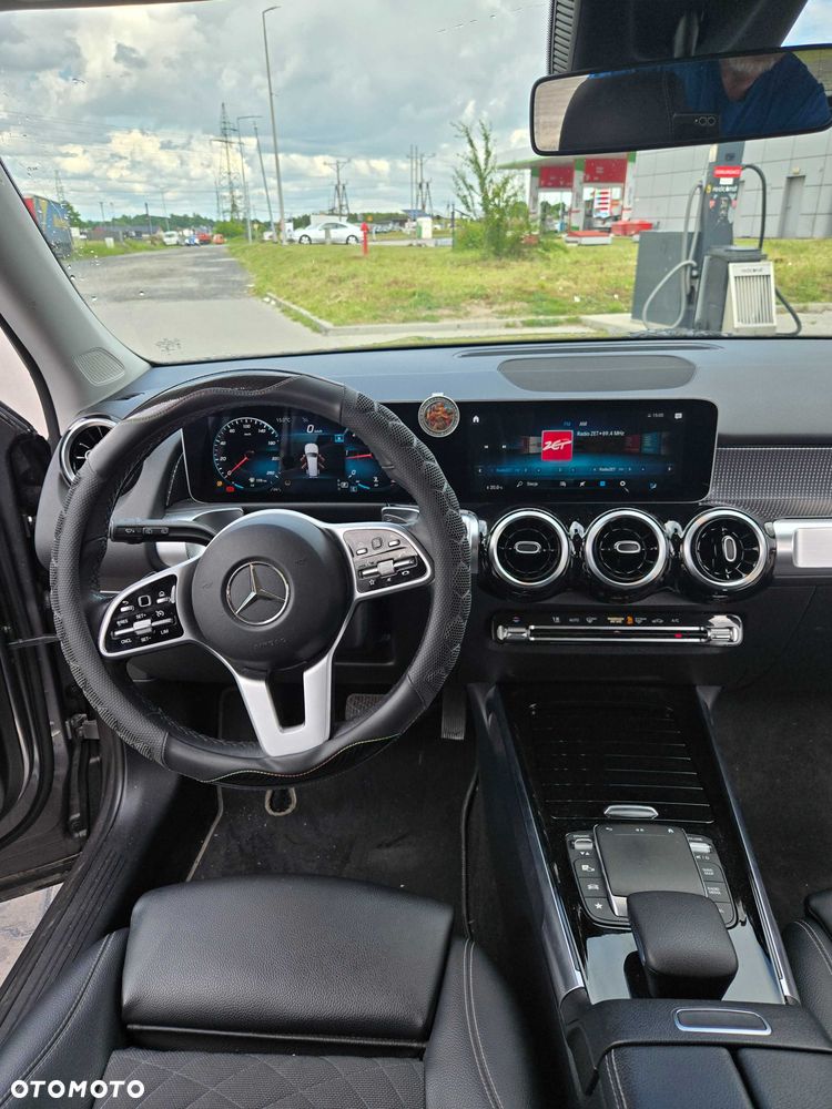 Mercedes-Benz GLB - 3