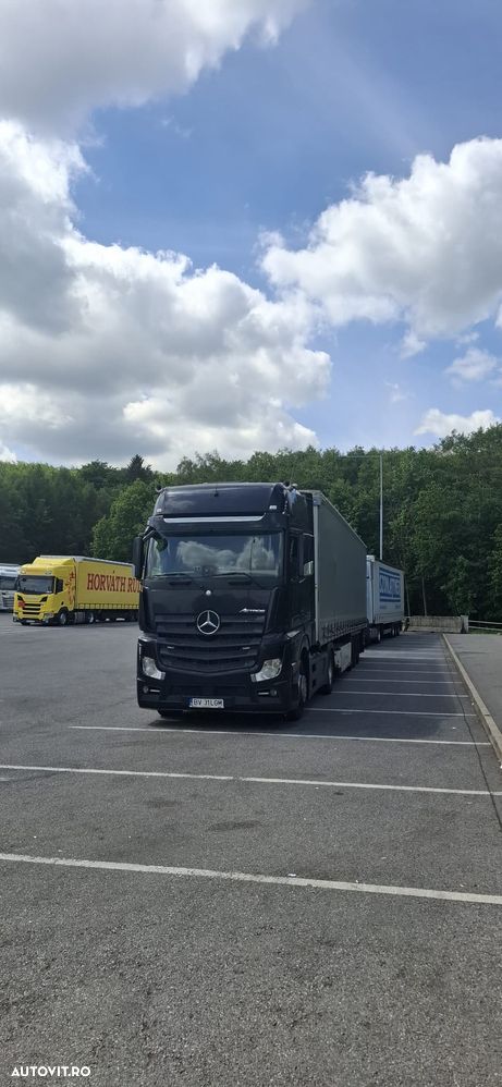 Mercedes-Benz Actros - 33