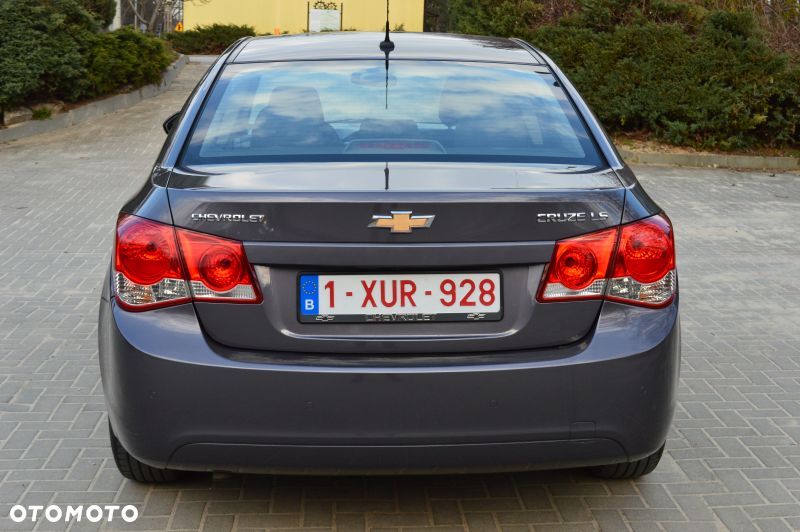 Chevrolet Cruze - 6