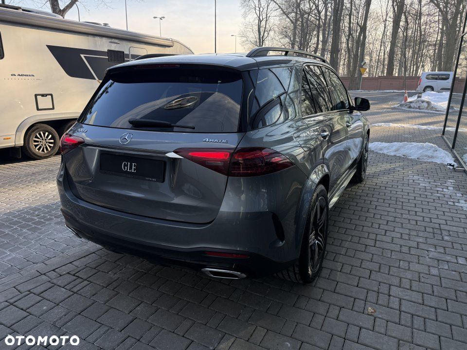 Mercedes-Benz GLE - 18